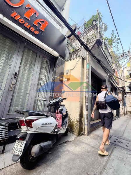 Chính chủ 1 đời xưa bán nhà 2 tầng đ.bùi viện, phạm ngũ lão, quận 1 - dt 64m2 full thổ cư - vị trí mặt tiền hẻm cách 30m ra mt chính - 0938676685 giang giang
