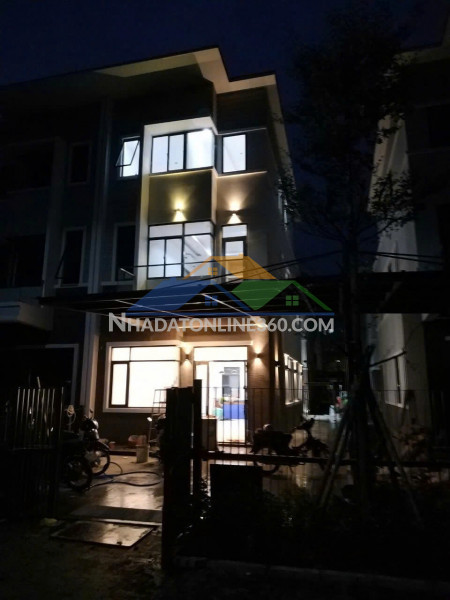 Cho thuê nhà valora - 1 trệt 2 lầu  – khu đô thị mizuki, bình...