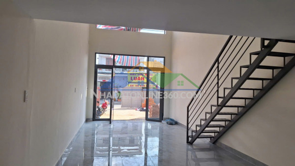 Cho thuê mặt bằng kinh doanh 2 tầng – diện tích lớn 120m² –...