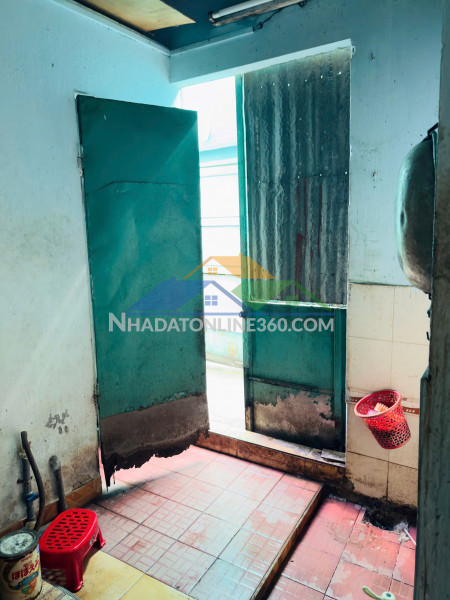 Nhà cấp 4 (5x9m) nhà cũ tiện xây mới hưng phú p8q8. giá: 3.88 tỷ