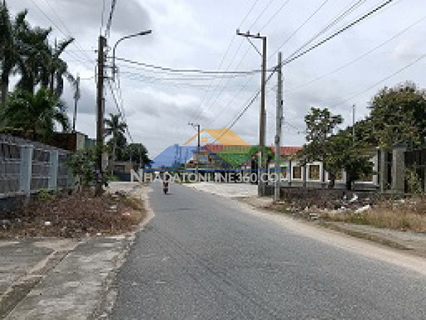 ► bán đất 2 mặt tiền – đang kinh doanh cafe bida – vị trí đẹp