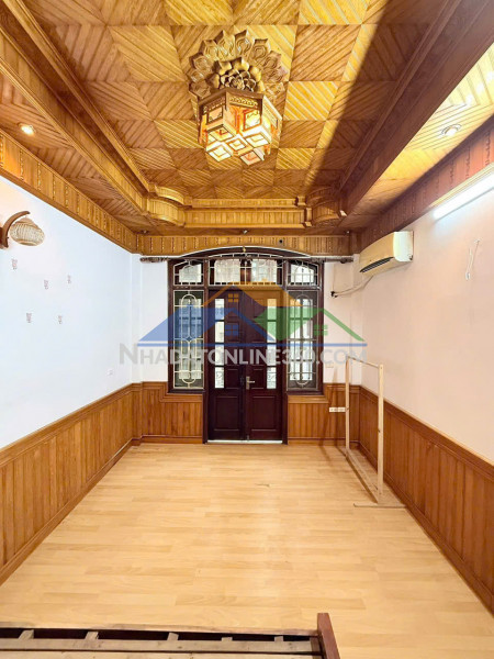 Phân lô ô tô tránh - hàng hiếm - sổ hoa hậu - gara ô tô - hai thoáng trước sau