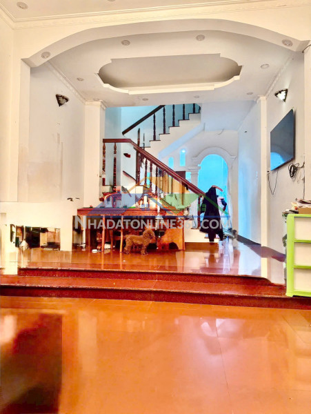 Bán nhà 2 lầu/st hẻm 154 âu dương lân p.chánh hưng p3q8