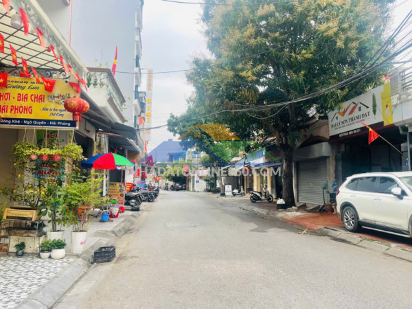 Nhà mặt đường đông khê - 61m 4 tầng - vị trí đẹp - mặt tiền 4.5m