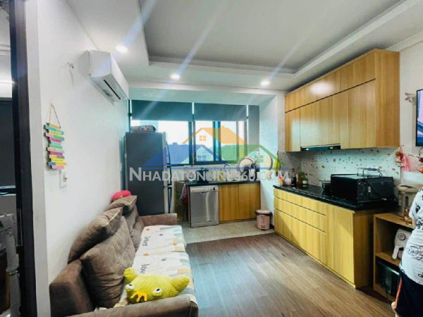 Bán nhà võ chí công gần viện tim 32m2- 4,5 tầng- giá 8,38 tỷ