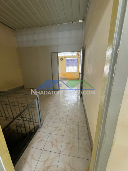 Cho thuê tầng 1 nhà mặt phố tây sơn – vị trí vàng kinh doanh, khu vực cực kỳ sầm uất