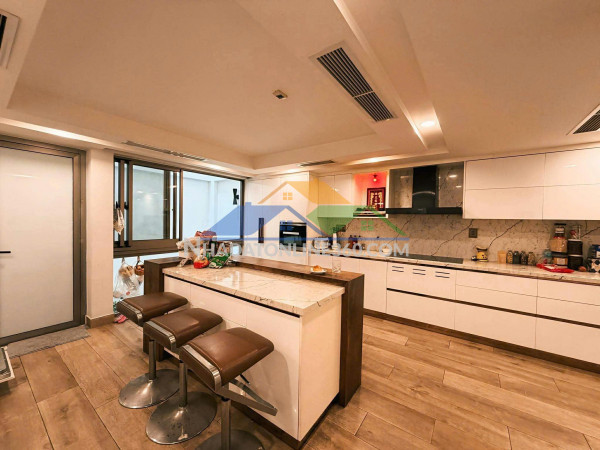 **bán nhà mt nguyễn đình khơi** p4, tân bình; (5*25) 7 tầng thang máy