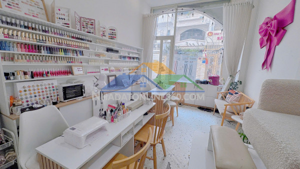 Giá tốt – cần sang nhanh tiệm nail – mi tại 132 duy tân, phú nhuận, tp.hcm