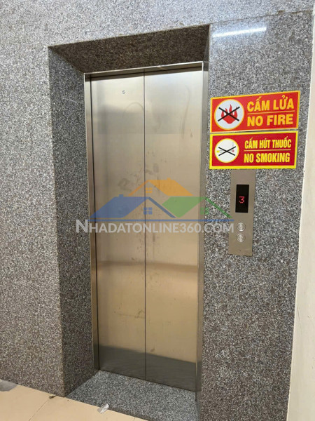 Cho thuê nhà quan hoa thang máy 5 tầng x 81m2, mt 5m, kd đỉnh vào ngay