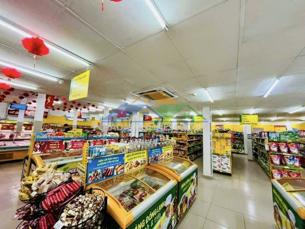 Mặt tiền ngay aeon mall tân phú celadon – 270m² n9 – 4 tầng – dòng tiền 60tr