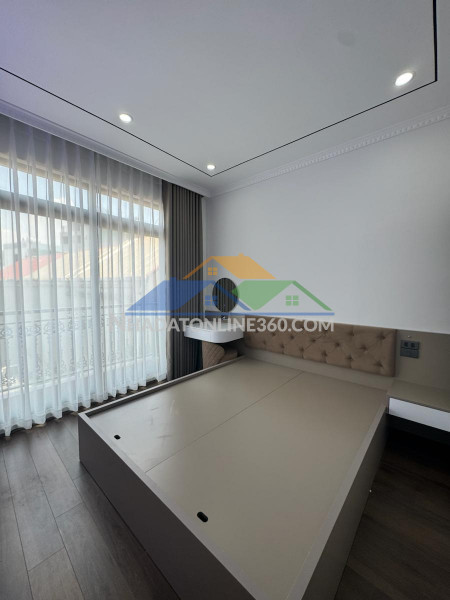 SIÊU PHẨM NGỌC THỤY LONG BIÊN 6 TẦNG THANG MÁY Ô TÔ ĐỖ CỬA 40m MT 4m 9 TỶ PULL NỘI THẤT