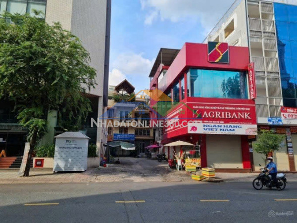 Nhà góc 2 mặt tiền tôn thất tùng bến thành q1 – 85m² đất, dòng tiền 135 triệu/tháng