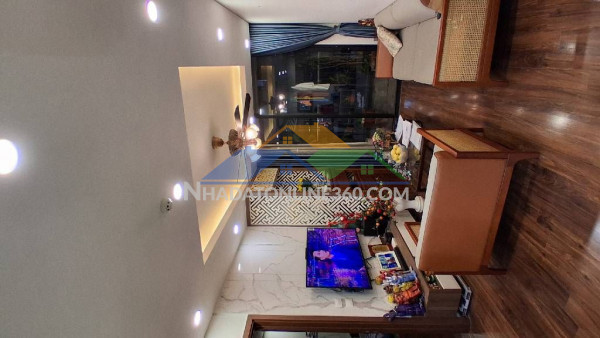 Bán căn hộ tòa n01t1 khu ngoại giao đoàn xuân đỉnh 95m2-3n2vs- giá 11,9 tỷ