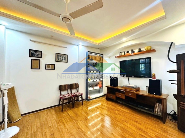 Nhà đẹp kim ngưu, diện tích rộng, full nội thất 48m 4t nhỉnh 8 tỷ 0965549363