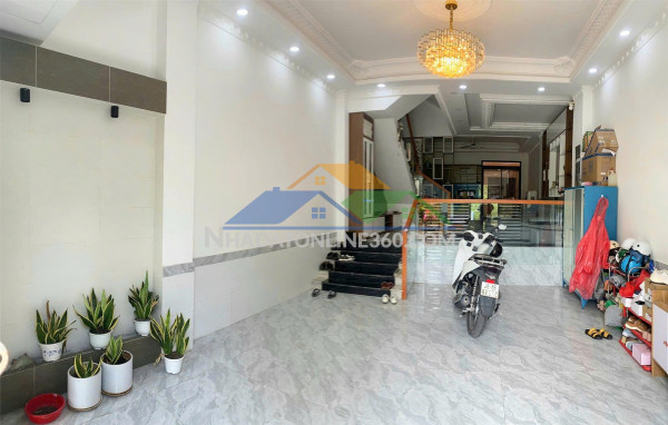 Nhà sân vườn 90m, hxh huỳnh tấn phát,  phòng ngủ tầng trệt, chỉ hơn 5 tỷ