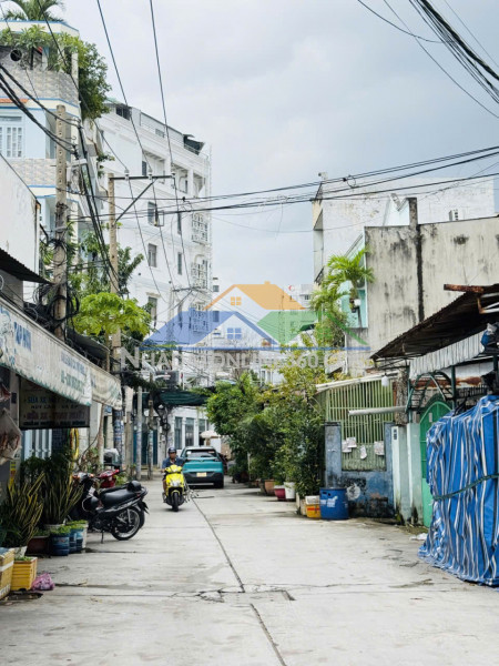 Siêu phẩm hương lộ 3 giáp tân phú hẻm xe hơi 60m2,5 tầng nhỉnh 6 tỷ