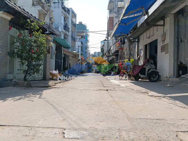 Lô đất lọt khe hương lộ 3 giáp aeon tân phú hẻm 7m thông 20m ra mặt tiền 78m2 nhỉnh 6 tỷ