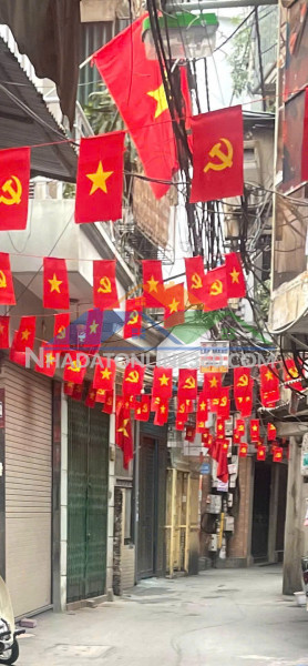 Bán nhà mặt ngõ thịnh quang 32/50m2 hơn 6 tỷ oto ngõ thông kinh doanh ở sướng sau quy hoạch ra mặt phố