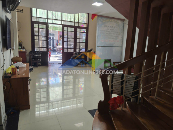 ♪ mt đường 5.5m gần chợ hòa cường, 73m2, ngang 5.2m, 4 tầng đúc cứng, thoáng mát, 9 tỷ