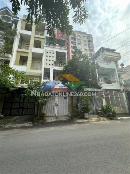 Bán mặt tiền đường hxt 10m 409/ nguyễn oanh p17 gò vấp. dt 4x17m (cn 65 m2) 1tr1l giá 9,1 tỷ