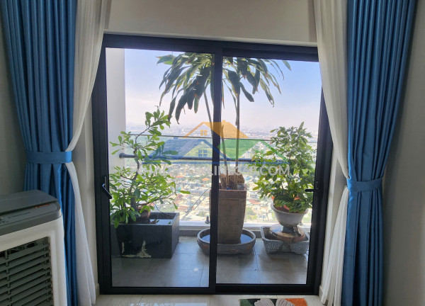 Cho thuê căn hộ ht pearl – tầng cao view landmark 81 – full nội thất xịn