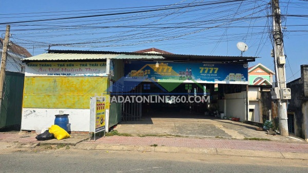 Cần sang nhượng salon tóc có phòng ở lại tại quận 5