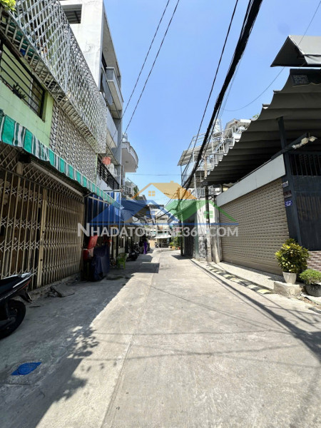 Siêu phẩm triệu đô ngay trung tâm tân phú giáp tân bình hẻm xe hoi 264m2, 2tầng 21 tỷ