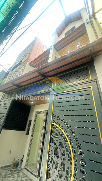 Nhà mới 2lầu/4pn dương bá trạc p1q8 p.chánh hưng