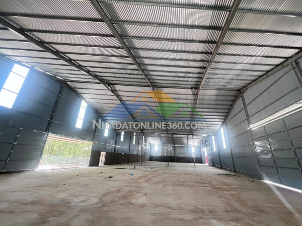 Xn133 nhà xưởng xây dựng kiên cố, dễ tuyển nguồn ldpt, trống xưởng bàn giao liền