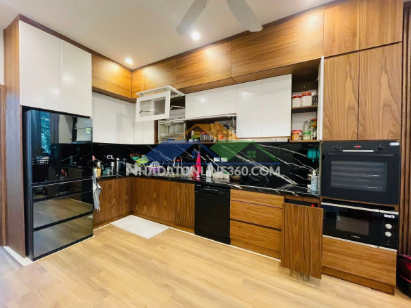 Rất hiếm! bán nhà an trạch 32m2, 4 tầng, mặt tiền gần 4.2m, nhỉnh 13 tỷ, ô tô tránh, vỉa hè