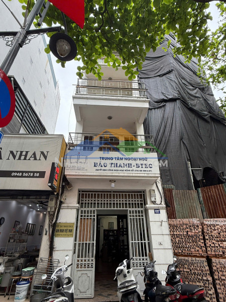 Chính chủ cho thuê nguyên căn sát góc, hướng đông, mặt phố bà triệu, q.hai bà trưng, hà nội.