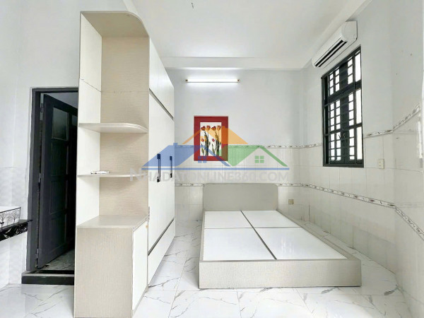 Nhà góc 4 tầng (6.1x10m) nở hậu dt lớn bùi minh trực p5q8. giá 5.98 tỷ