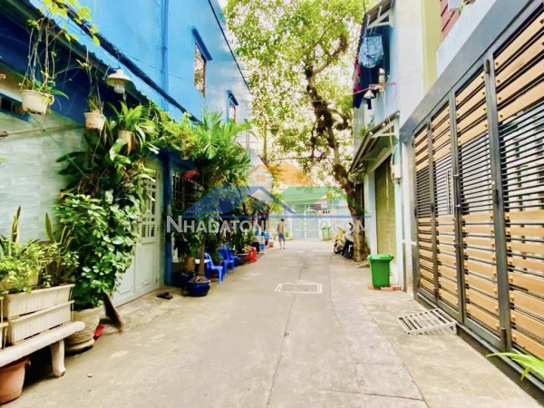 Sát aeon – hx tải – nhà c4 4 phòng – dòng tiền 10tr - 64m2 chỉ 5.x tl