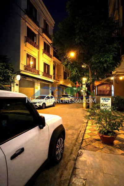 ????????nhà mặt đường kiều sơn - văn cao đang cho thuê - 82m 4 tầng 6 ngủ