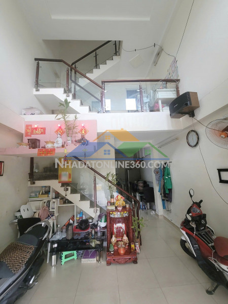 Nhà mới 3 tầng c3 phạm hùng,bình hưng,bình chánh. giá: 3.7 tỷ