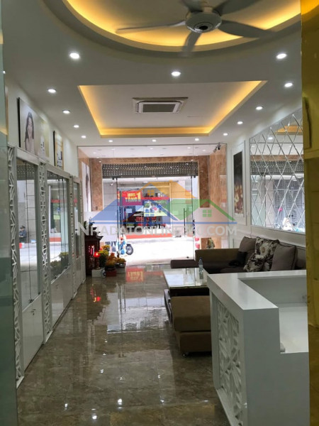 Hạ sốc 8 tỷ, nhà mặt phố ba đình, 54m2, 5 tầng, kinh doanh, vỉa hè 10m, 32.5 tỷ
