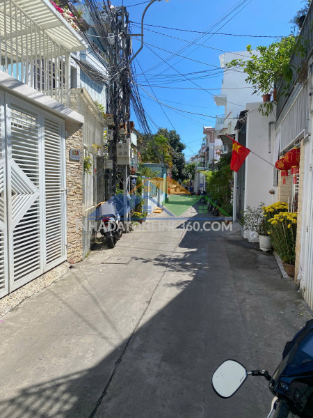 Giảm sốc 700tr! nhà mới 3 tầng trung tâm – full nội thất – dọn vào ở ngay