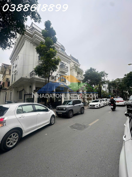 Bán  biệt thự siêu vip -mặt phố cầu giấy - 190 m2 x 4t - mặt tiền 14m - kinh doanh đỉnh - view trường học - gần công viên