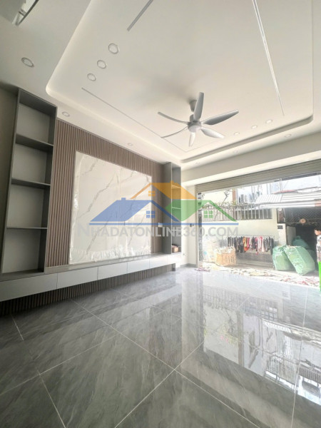 Bán nhà  đường lã xuân oai, tăng nhơn phú a,  q.9, thủ đức, tp hcm. dt 52m2, 4pn. giá  6.6 tỷ.