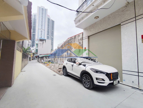 Đất lô góc 3 mặt thoáng - ngõ 713 thiên lôi - 66m - ô.tô đỗ cửa - gần aeon