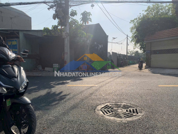 Bán đất mặt tiền 24x70m giá 19 triệu/m đường đông thạnh 8-1