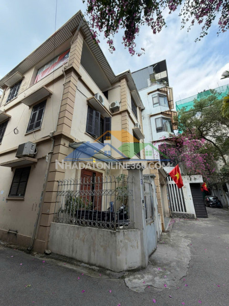 Nhà đẹp, bán nhà võng thị – lạc long quân, ô tô vào nhà, 50m, chỉ 18.5 tỷ