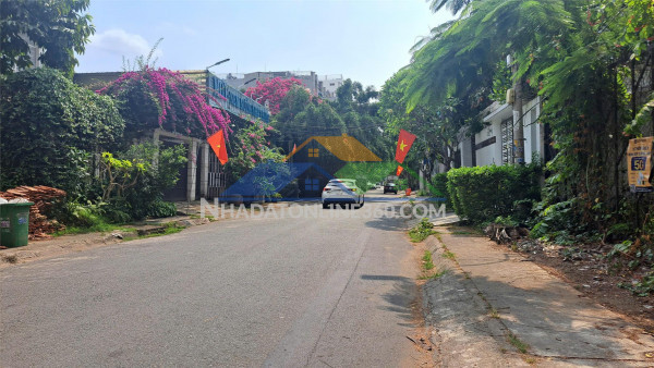 Đất nền xây 7 tầng kdc làng đại học, 125m, chỉ 10 tỷ