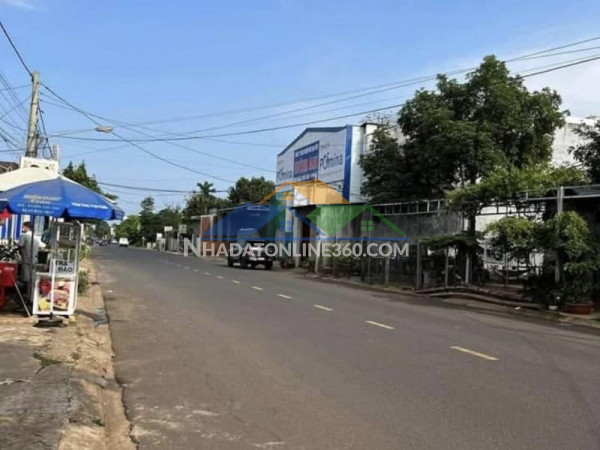 Đất (10m x 25m) mặt tiền thủ khoa huân – ngay trường dân tộc nội trú tây nguyên - buôn ma thuột = 6 tỷ 390