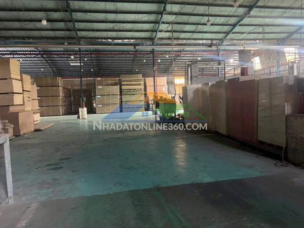 Cho thuê nhà xưởng sản xuất ngoài kcn, có pc, thích hợp nhiều ngành nghề, giao liền