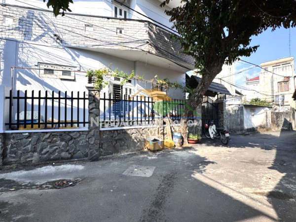 Ngộp bank hẻm xe hơi, bán nhà cấp 4 - 232m2 - full thổ cư, gần chợ linh xuân, giá tốt 9,9 tỷ