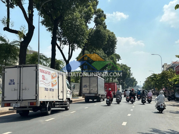 Gấp bán nhà hxh nguyễn kiệm p.3 ngang 4.2m 80m2 cho thuê cao gần bv 175 chỉ 9.9 tỷ.