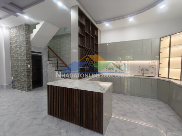 Bán nhà mặt tiền đường số 48, hiệp bình chánh, thủ đức, tp hcm. dt 71m2,  4 tầng. giá - 8.85  tỷ (sổ hồng)