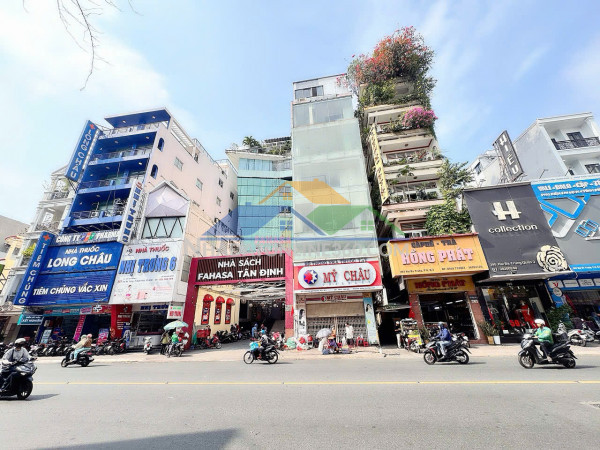 Bán siêu phẩm khan hiêm- tòa nhà 8 tầng có hầm thang máy- mặt tiền đông du, quận 1- dt 77m2- view triệu đô ngắm toàn cảnh sài gòn- 0938676685 giang giang