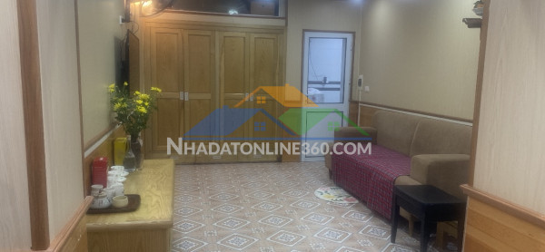 Chính chủ cho thuê căn hộ trung tâm khu bách-kinh-xây , bv bạch mai, ô tô đỗ cửa